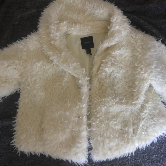 White faux fur coat - Picture 6 of 6